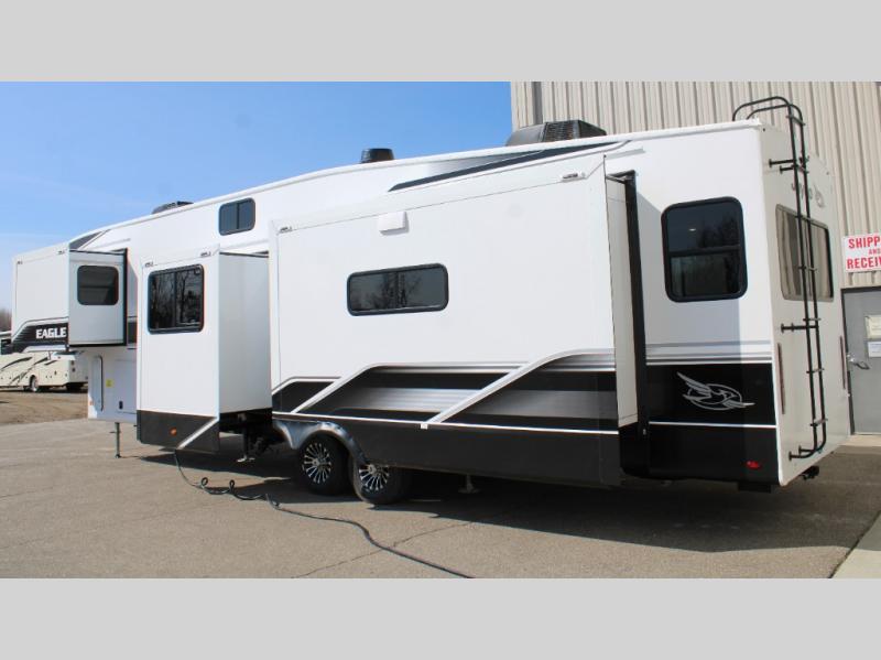 2025 Jayco Eagle 355MBQS, $ 107,487