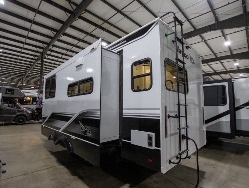 2025 Jayco Eagle HT 230MLCS, $ 59,305