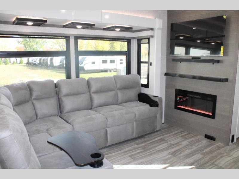 2025 Jayco Pinnacle 38FBRK, $ 151,854