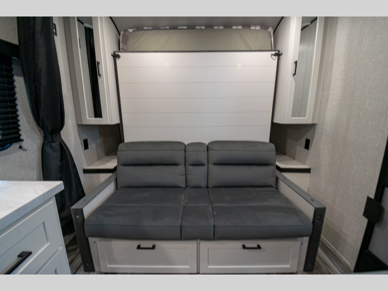 2025 Jayco Jay Flight SLX 211MB, $ 31,703