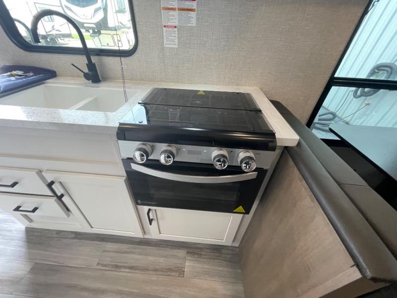 2024 Jayco Jay Flight SLX 210QB, $ 0