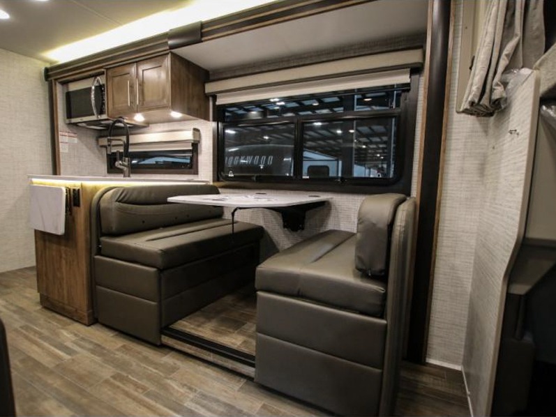 2024 Jayco Greyhawk XL 32U, $ 179,990