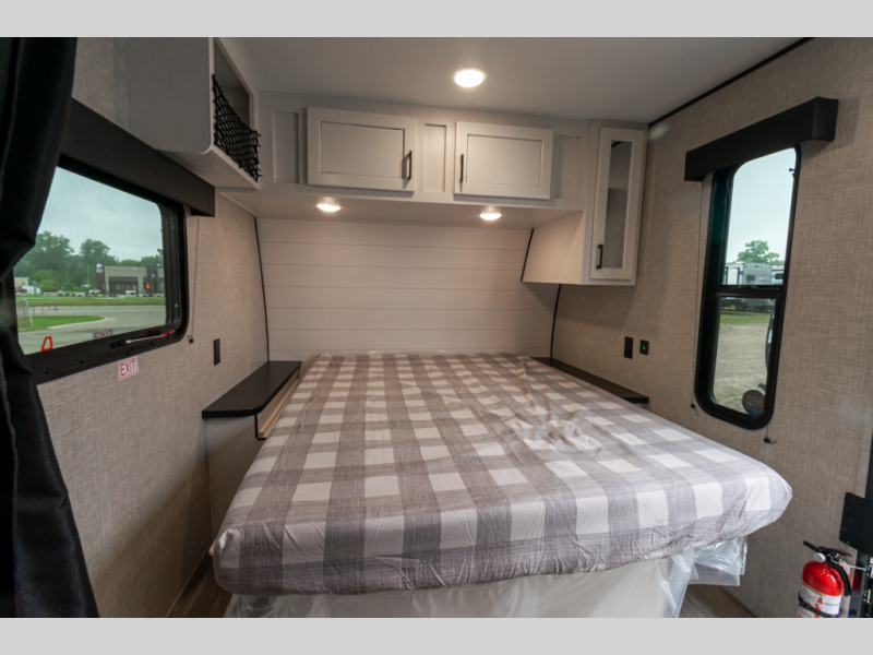 2024 Jayco Jay Flight SLX 183RB, $ 15,990