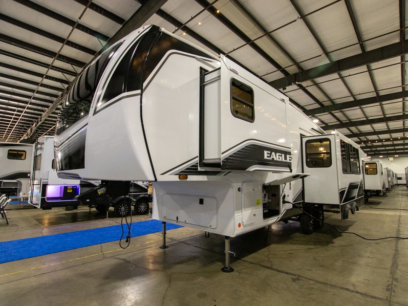 2024 Jayco Eagle 28.5RSTS, $ 52,990