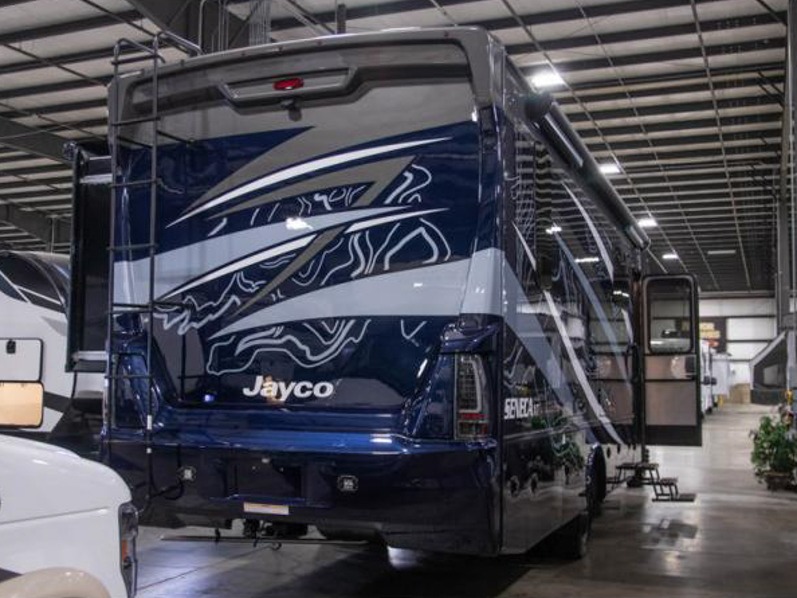 2023 Jayco Seneca XT 32U, $ 199,990