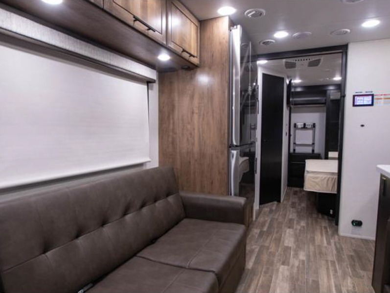 2023 Jayco Seneca XT 32U, $ 199,990