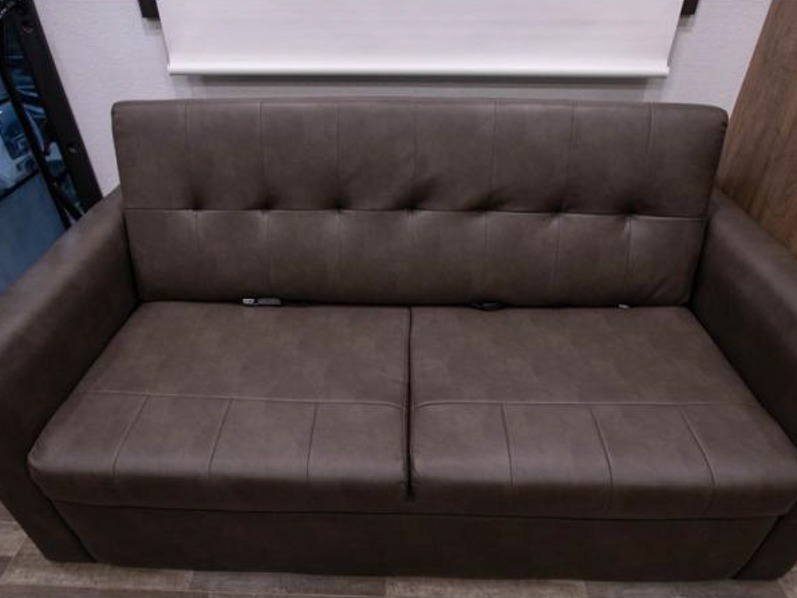 2023 Jayco Seneca XT 32U, $ 199,990