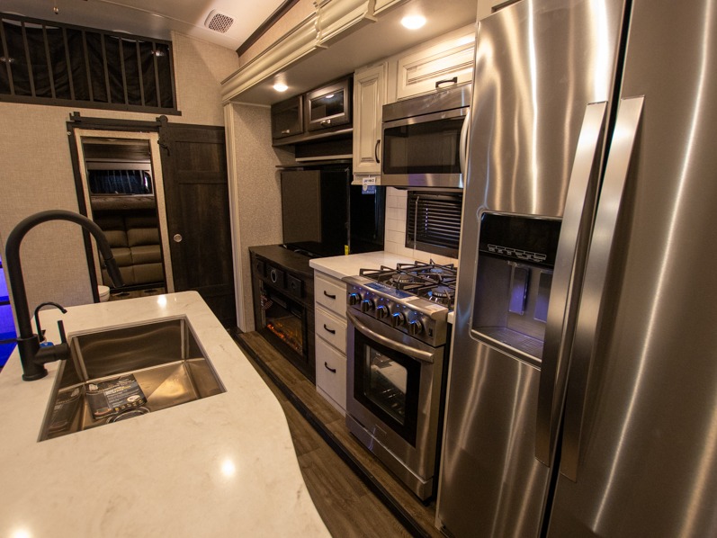 2023 Jayco North Point 373BHOK, $ 85,990