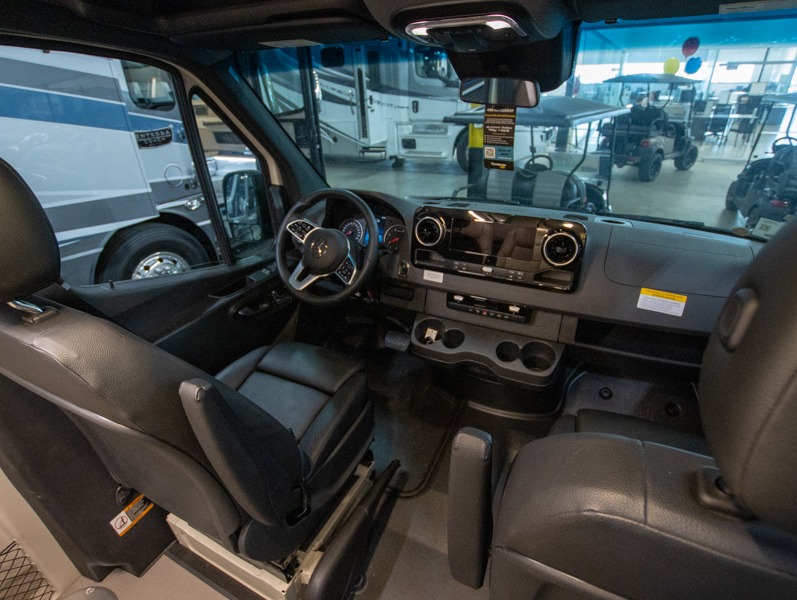 2023 Jayco Terrain 19Y, $ 134,990