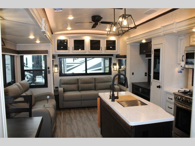 2023 Jayco North Point 377RLBH, $ 134,176