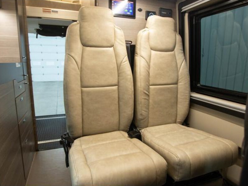 2023 Jayco Terrain 19Y, $ 136,990