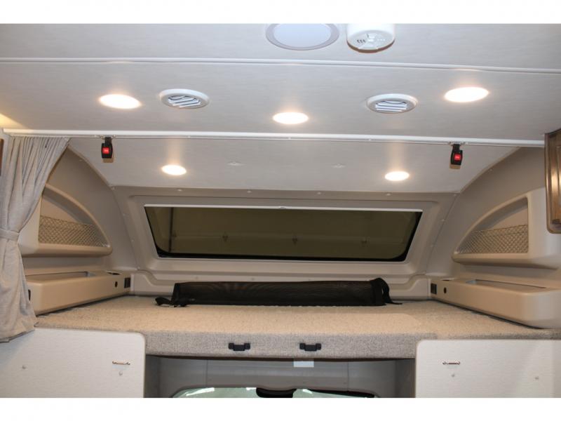 2023 Jayco Seneca XT 32U, $ 199,990