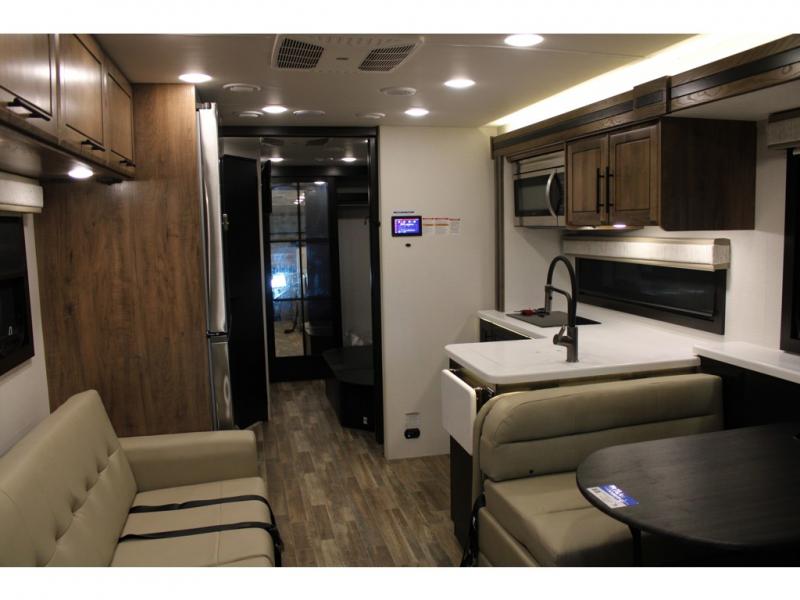 2023 Jayco Seneca XT 32U, $ 199,990