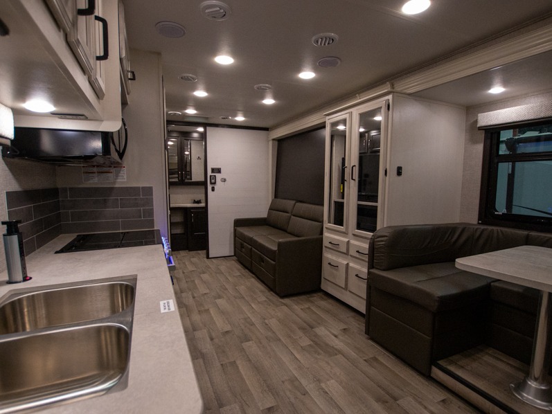 2023 Jayco Redhawk 26M, $ 154,861