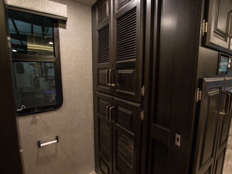 2023 Jayco Precept 36C, $ 224,086