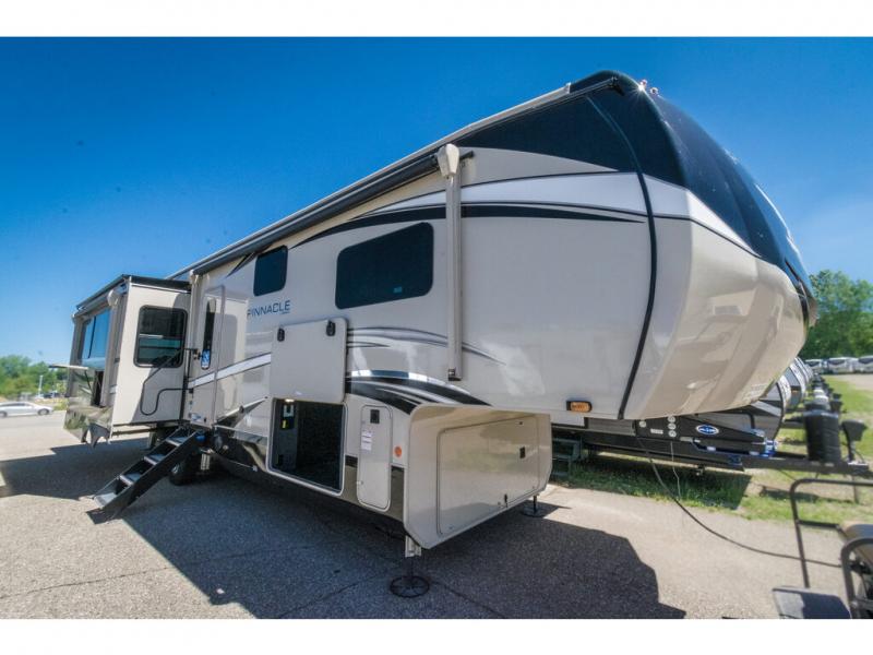 2022 Jayco Pinnacle 36KPTS, $ 142,179
