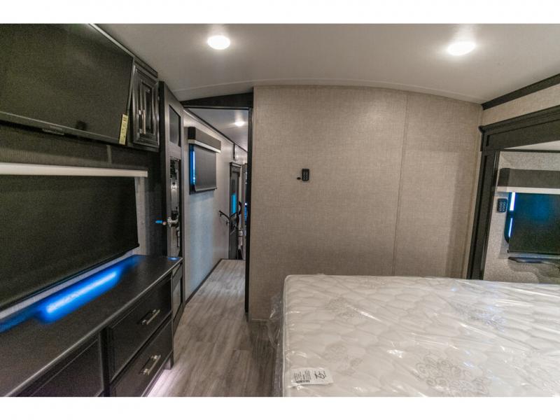 2022 Jayco Pinnacle 36KPTS, $ 142,179