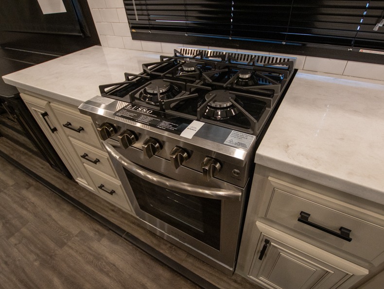 2022 Jayco Pinnacle 36KPTS, $ 89,990