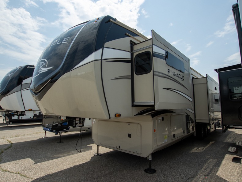 2022 Jayco Pinnacle 36KPTS, $ 89,990