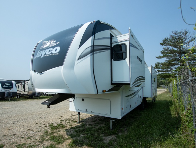 2022 Jayco Eagle 321RSTS, $ 0