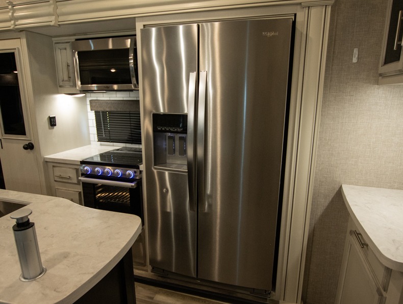 2022 Jayco Eagle 321RSTS, $ 0