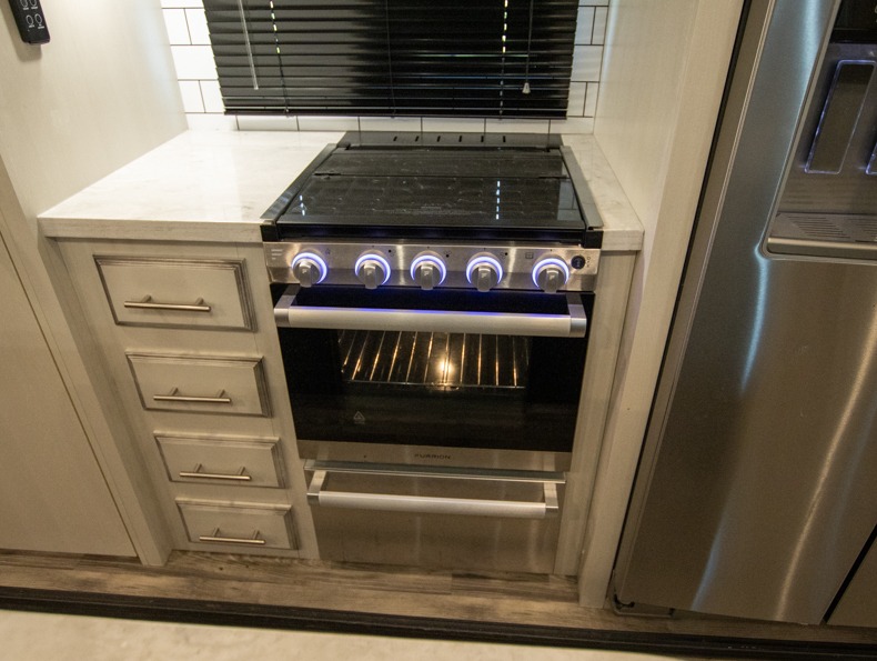 2022 Jayco Eagle 321RSTS, $ 0