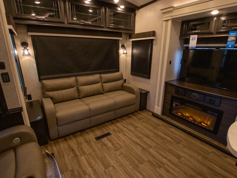 2022 Jayco Pinnacle 36SSWS, $ 94,990