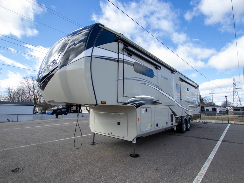 2022 Jayco Pinnacle 36SSWS, $ 94,990