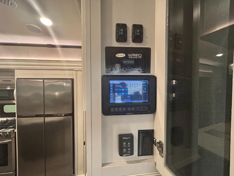 2021 Jayco North Point 310RLTS, $ 69,990