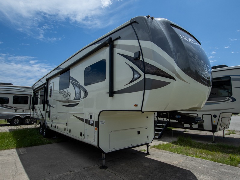2019 Jayco North Point 377RLBH, $ 0