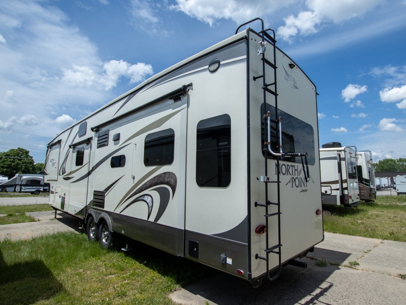 2019 Jayco North Point 377RLBH, $ 0
