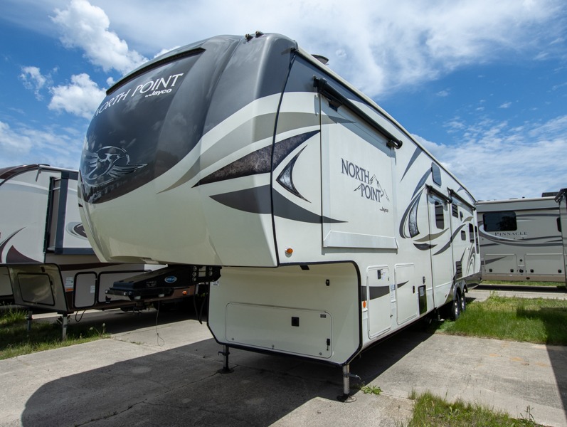 2019 Jayco North Point 377RLBH, $ 0