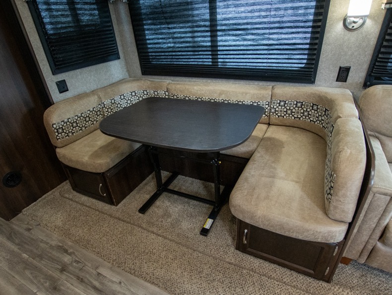 2018 Jayco Jay Flight 32BHDS, $ 0