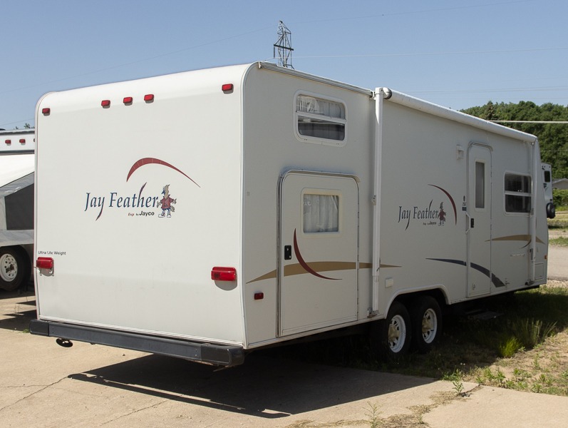 2005 Jayco Jay Feather EXP 25 G, $ 0