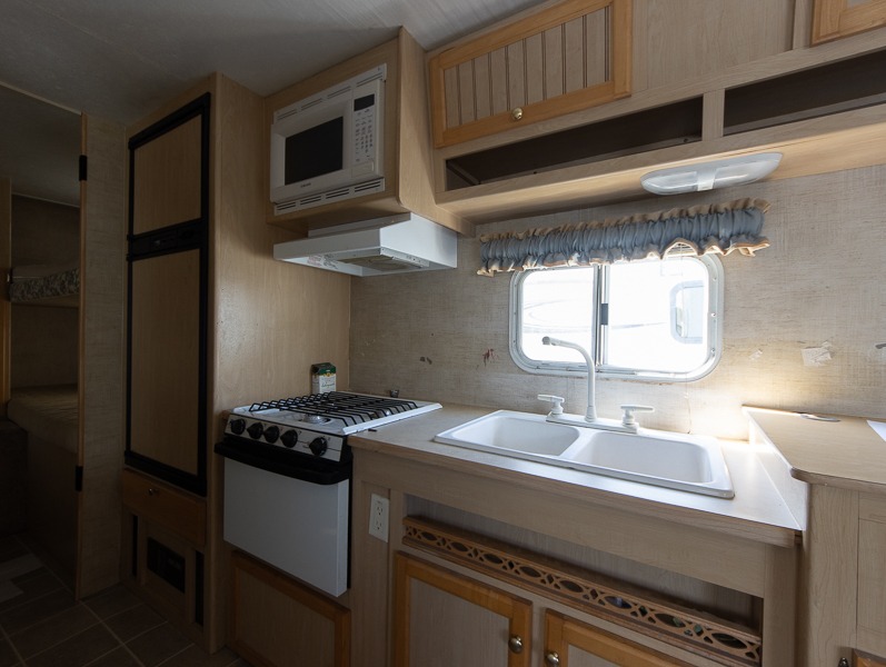 2005 Jayco Jay Feather EXP 25 G, $ 0