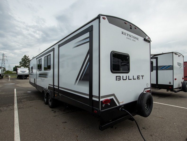 2026 Keystone Bullet Premium 330BKQ, $ 49,990