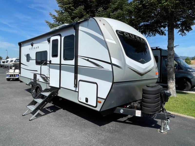 2026 Keystone Cougar Half-Ton (Travel Trailer) 22M, $ 55,628