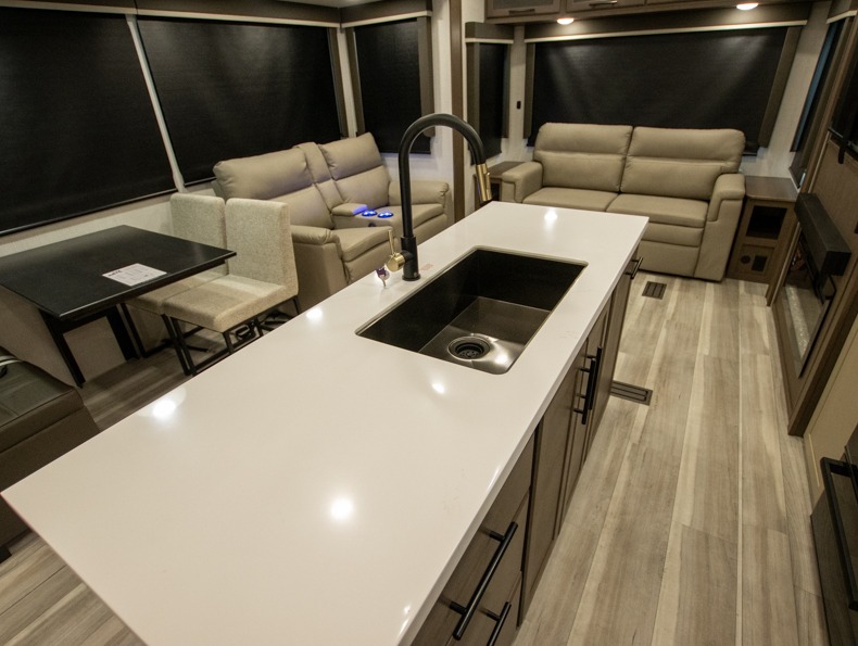 2026 Keystone Cougar 316RLS, $ 84,265