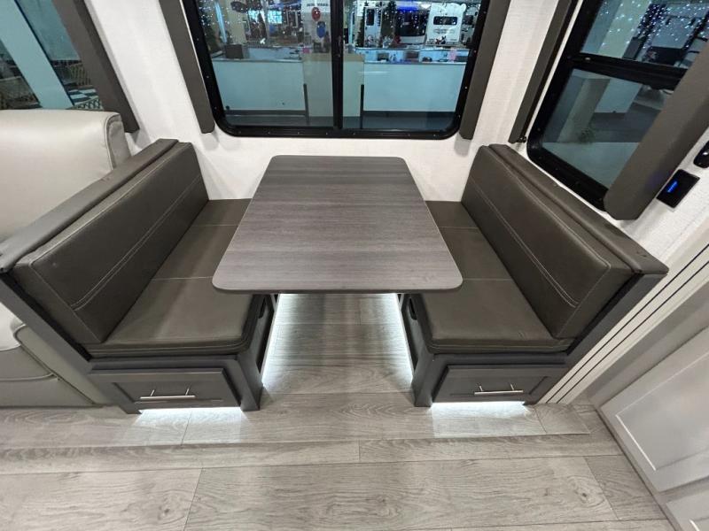 2026 Keystone Cougar Half-Ton (Travel Trailer) 25F, $ 61,018