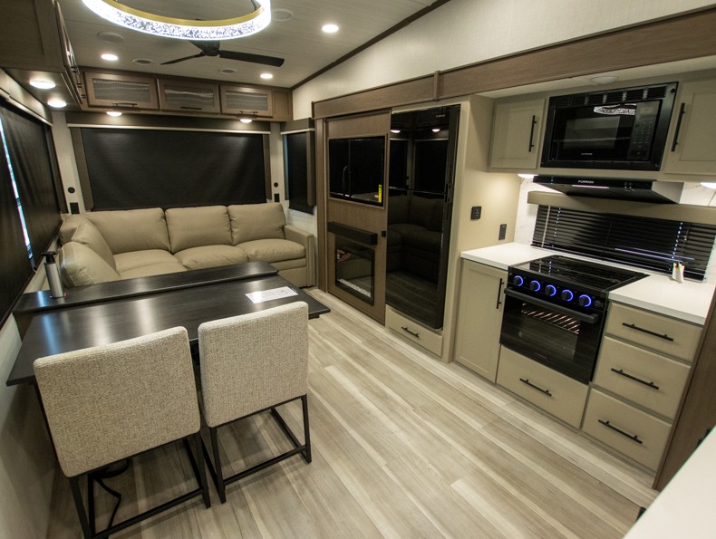 2026 Keystone Cougar Half-Ton (Fifth Wheel) 26RES, $ 64,853