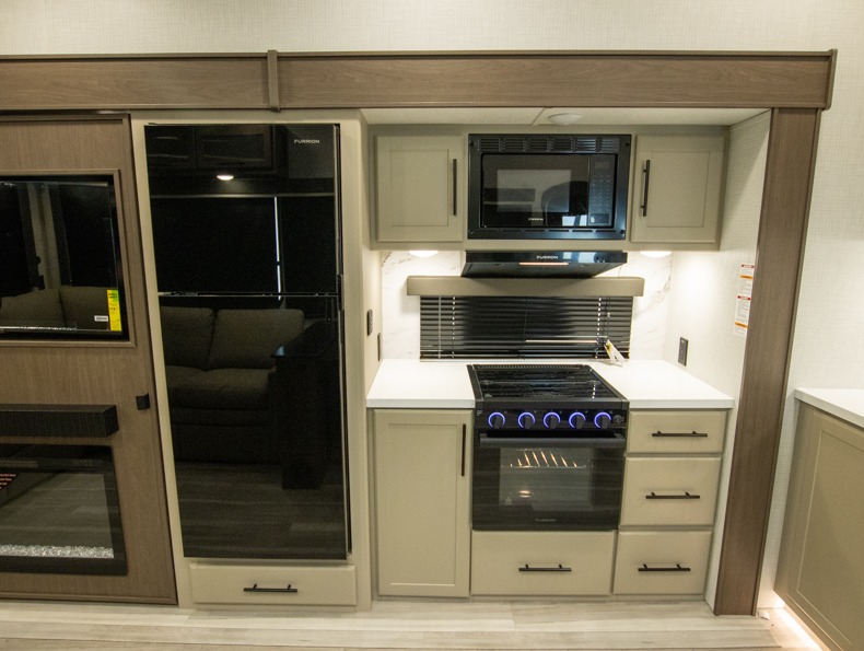 2026 Keystone Cougar Half-Ton (Fifth Wheel) 26RES, $ 64,853