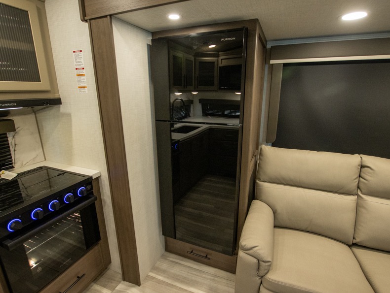 2026 Keystone Cougar Half-Ton (Fifth Wheel) 23MLE, $ 60,518