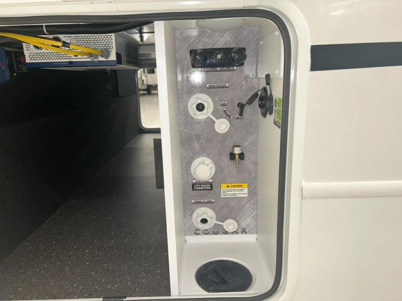 2026 Keystone Cougar Half-Ton (Travel Trailer) 25R, $ 55,914