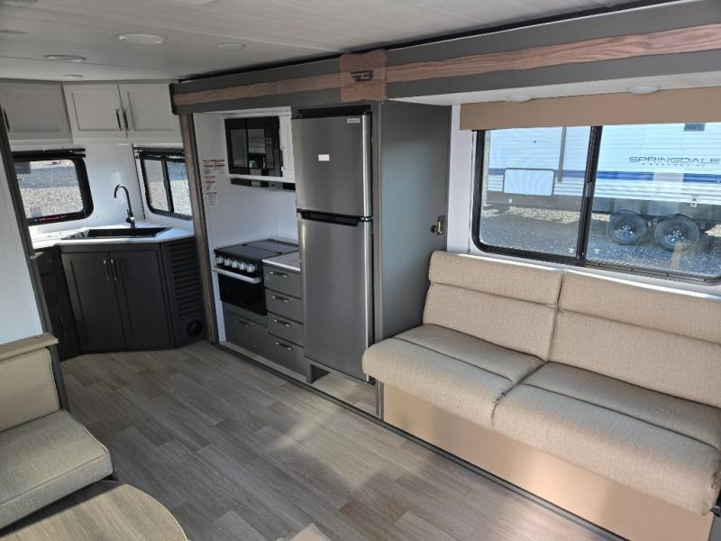 2026 Keystone Bullet Classic Dual Axle 2240RKWE Du, $ 40,798