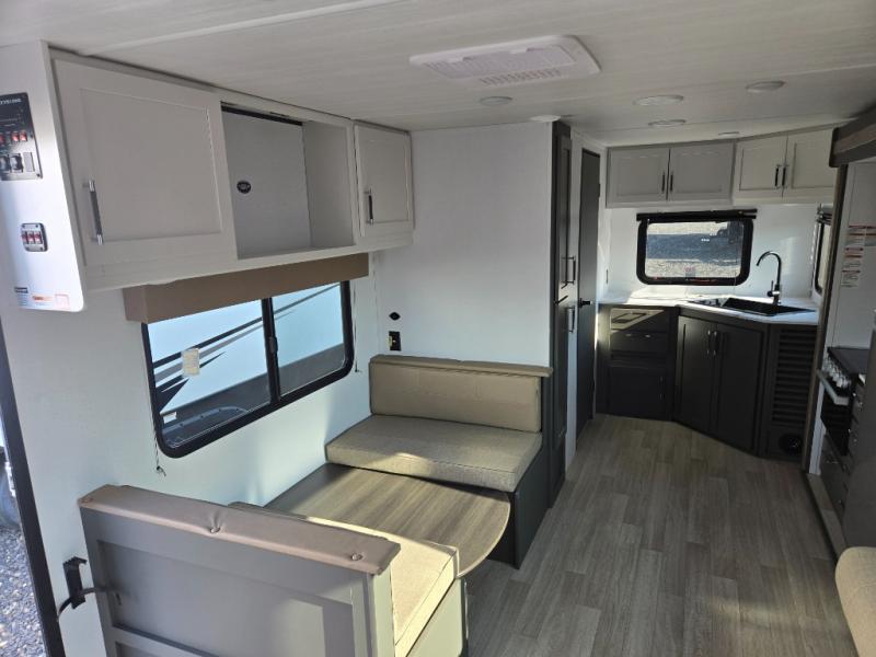 2026 Keystone Bullet Classic Dual Axle 2240RKWE Du, $ 40,798