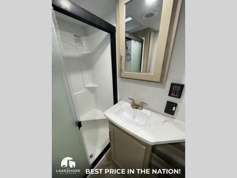 2025 Keystone Raptor Carbon Series (Fifth Wheel) 3, $ 114,378