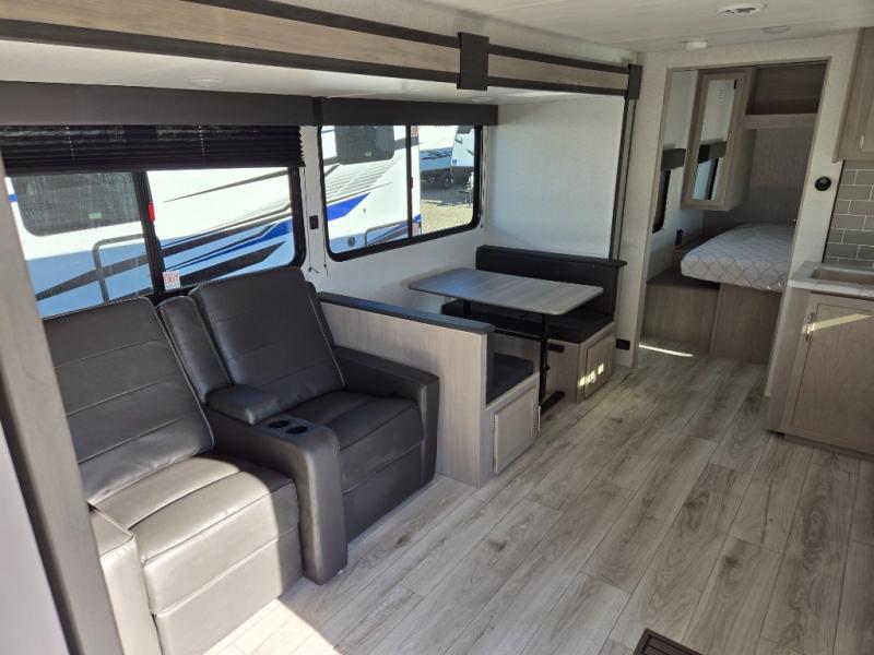 2025 Keystone Springdale 240RBWE, $ 32,990