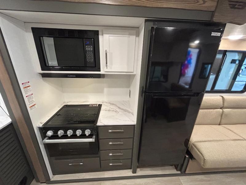 2025 Keystone Bullet Classic (West) 2240RKWE, $ 30,990