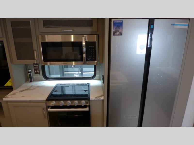 2025 Keystone Sprinter 3920DSL, $ 83,597