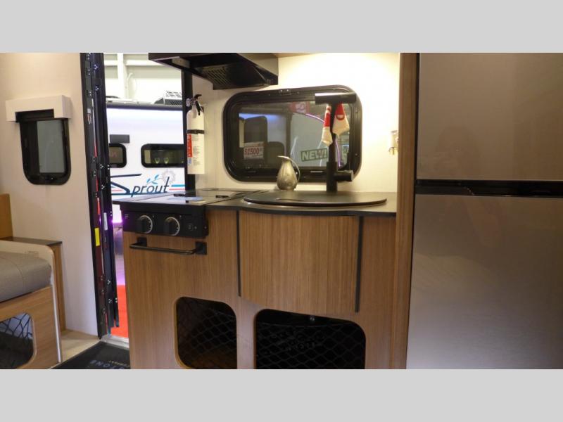 2025 Keystone Reign 15RB, $ 22,990